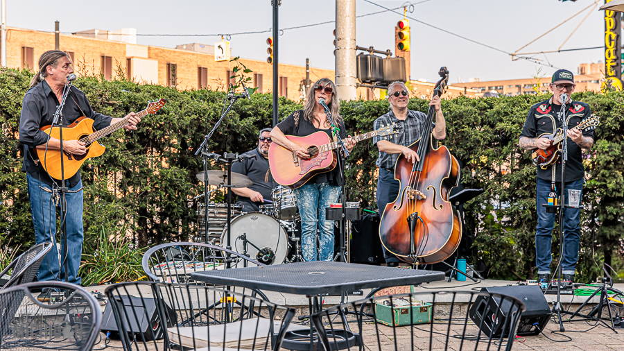 Annie and Rod Capps Band at The Whitney Garden Party