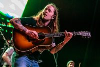 Billy-Strings-Majestic-2019-10