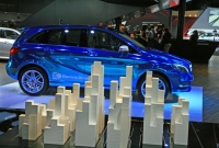 Mercedes Electric concept cityscape