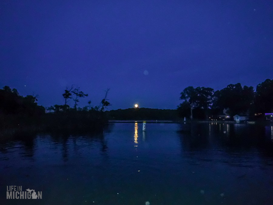 Eclipse-Yoga-Full-Moon-Paddle-2026-16