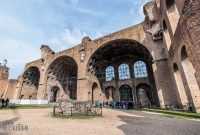 Italy-Rome-Colosseum-20