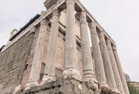 Italy-Rome-Colosseum-24