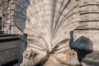 Italy-Rome-Colosseum-25