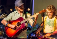 JasonDennieMarkLavengood-ChelseaAlehouse-Chelsea-MI-20151028-ChuckMarshall-008
