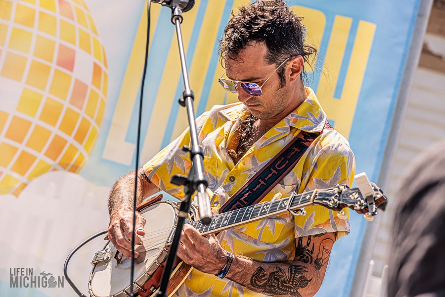 Lindsay Lou - Sonic Lunch