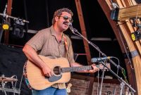 Kyle-Brown-Nina-Sophia-Warner-Vineyards-2025-1