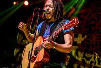 Magpie Salute-2