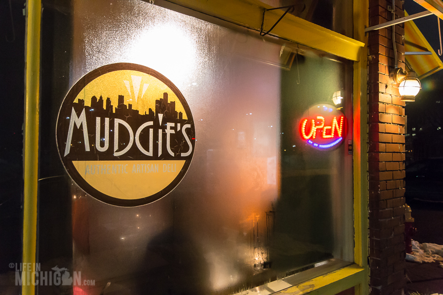 Mudgie's - Detroit -19