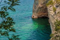 Pictured Rocks - Chapel Falls to Mosquito Falls hike