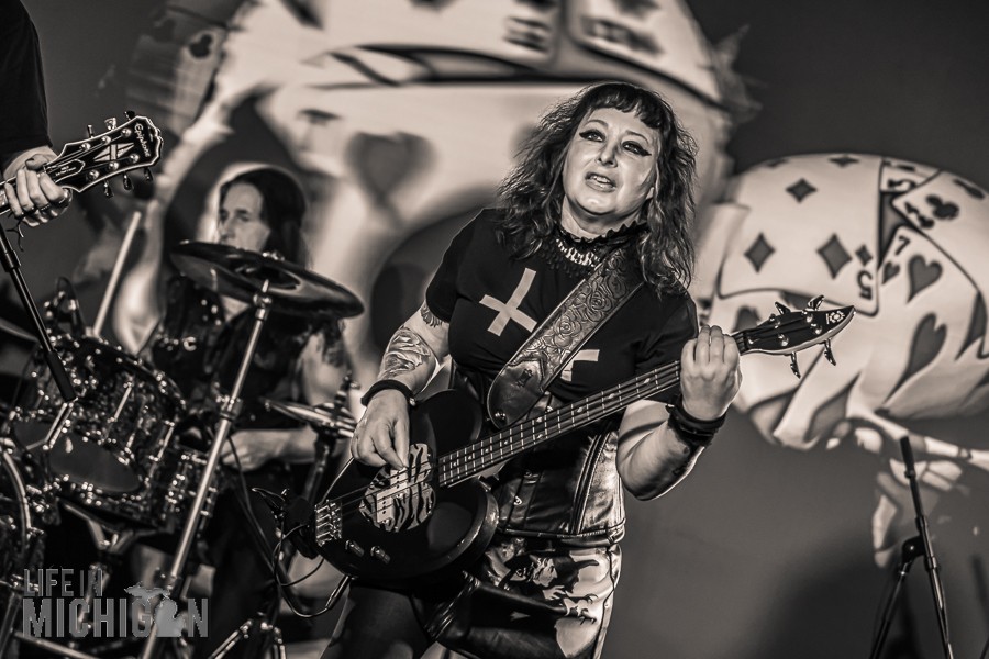 Rock & Brews - True Devil