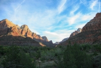 Looking into Zion canyon from Watchman hike