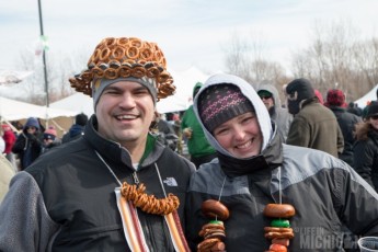 Nice pretzel head gear