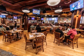 Snow Jog 2025 - HUB Tavern and Grill