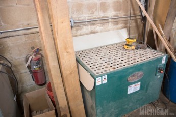 The sanding table