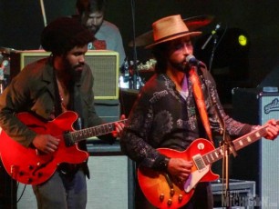 Tash Neal and Jackie Greene