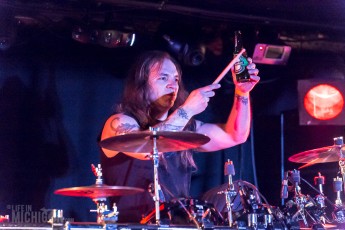 Heretic-TokenLounge-Westland_MI-20150329-ChuckMarshall-025