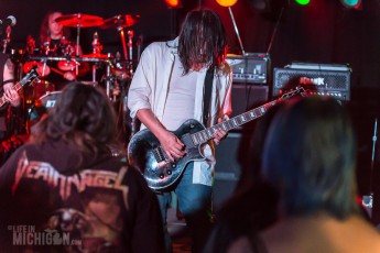 Heretic-TokenLounge-Westland_MI-20150329-ChuckMarshall-029