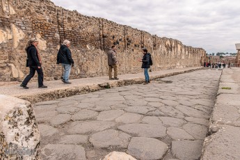 Italy-Pompeii-10