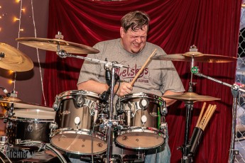 Locust Point - Oigs Fest V @ The Avenue Cafe