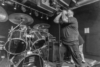 1000 Yard Stare - El Club-29