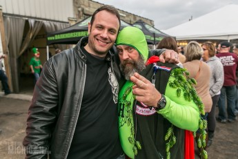 4 Elf - Dark Horse - 2015-10