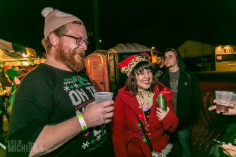 4 Elf - Dark Horse - 2015-120