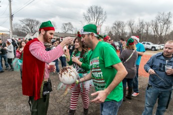 4 Elf - Dark Horse - 2015-13