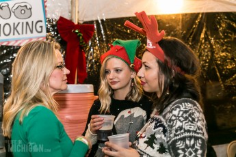 4 Elf - Dark Horse - 2015-139