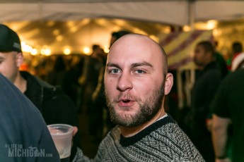 4 Elf - Dark Horse - 2015-140