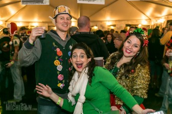 4 Elf - Dark Horse - 2015-141