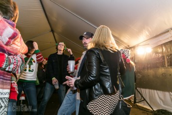 4 Elf - Dark Horse - 2015-152