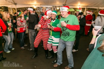 4 Elf - Dark Horse - 2015-166