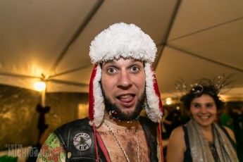 4 Elf - Dark Horse - 2015-171