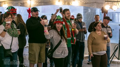 4 Elf - Dark Horse - 2015-80