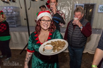 4 Elf - Dark Horse - 2015-83