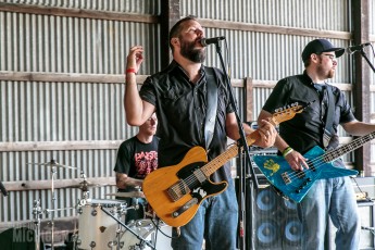 Chicken Wing Thing - 2016-106