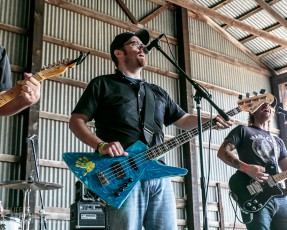 Chicken Wing Thing - 2016-120