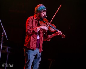 Billy-Strings-Majestic-2019-42