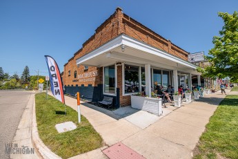 Boathouse Beer Co and Boozery