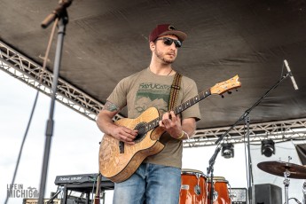 Burning Foot - Tropidelic