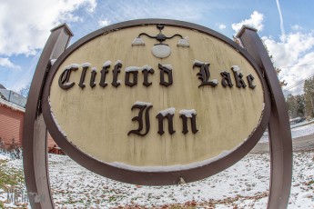 Clifford-Lake-Inn-19