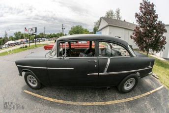 DedRabbits Lowbrow Artshow @ Redline Brewing