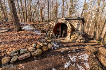 Detach Hobbit House 2024