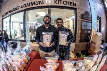 Detroit Holiday Shopping 2017-120