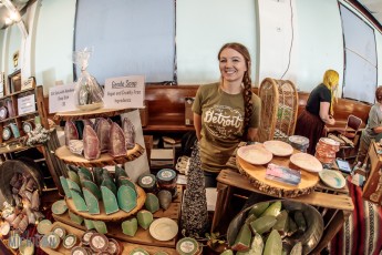 Detroit Holiday Shopping 2017-78