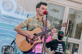 Grove-Sessions-Live-Nina-and-the-Buffalo-Riders-1