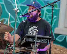Grove-Sessions-Live-Nina-and-the-Buffalo-Riders-39