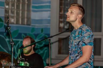 Grove-Sessions-Live-Nina-and-the-Buffalo-Riders-70