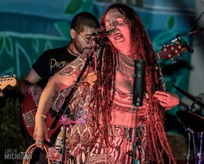 Grove-Sessions-Live-Nina-and-the-Buffalo-Riders-81