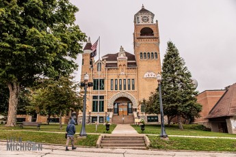 Humongous-Fungus-Festival-Crystal-Falls-2023-01